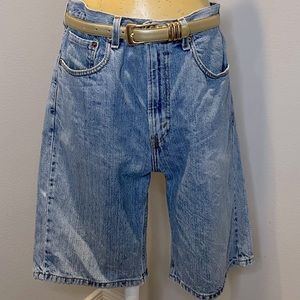 👖Authentic Levi Denim Shorts👖